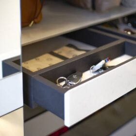 نمونه اجرا شده کورین هانکس ال جی